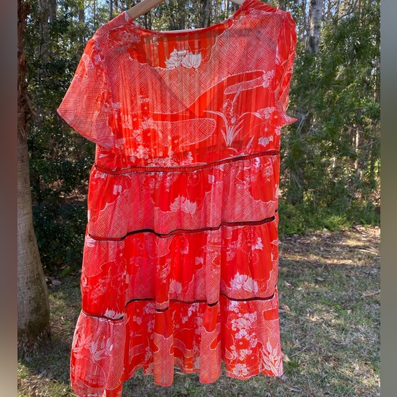 Red white and black coy fish pond dress - Picture 10 of 11